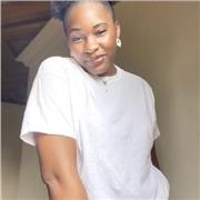 Tuteur d’informatique pour aider les jeunes écolier