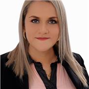 Profesor de ingles, psicólogia ,biología, filosofía,investigación sociologíca, ética, todas las edades , entre otras