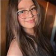 Soy una estudiante que ayuda a buscar resúmenes, explicaciones 