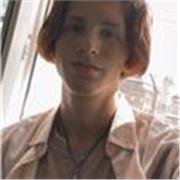 Professeur et peux aider pour vos devoirs d'Anglais:)