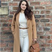 Biology expert with strong academic background, teaching students with clarity.