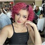 Profesor de arte con experiencia en pintura, escultura, dibujo y historia del arte