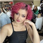 Profesor de arte con experiencia en pintura, escultura, dibujo y historia del arte