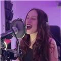 Insegnante, certificata ves practitioner e con master in vocalità artistica, impartisce lezioni di canto moderno