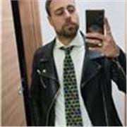 Professore abilitato di Italiano per adulti e ragazzi, su napoli.
Laureando in filosofia esperto in comunicazione.