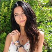 Sono una studentessa di Giurisprudenza, diplomata al liceo classico