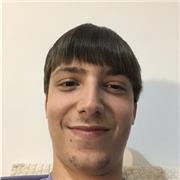 Soy un chicho muy aplicado y que siempre me ha gustado mucho estudiar. Desde los 16 he dado clases particulares.