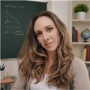 Profesora titulada en Psicología, con máster en psicopedagogía imparte clases online.