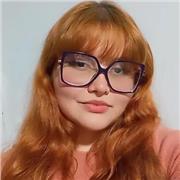 Professora de inglês online com experiência em aulas para crianças e para mulheres