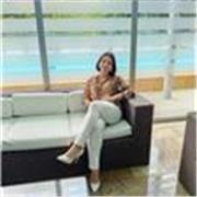 Ingeniera industrial con master en gerencia financiera, mas de 7 años impartiendo cursos de emprendimiento y empresa.