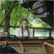 Studentessa di pianoforte presso il conservatorio di Vicenza offro lezioni private a ragazzi o bambini