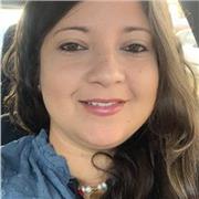 Soy educadora de primaria desde hace doce años, también colaboro en la formación de profesionales universitarios en educación