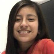 Profesor de inglés que imparte clases a niños de todas las edades