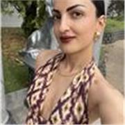 Soy profesora de Inglés y de Lengua Castellana con experiencia en distintos niveles educativos y una fuerte vocación