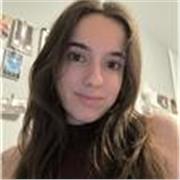 Profesora de biología con ganas de enseñar en la zona sur de Madrid.