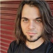 Doy clases de refuerzo e introductorias al piano y al canto lírico, titulado en grado superior de música