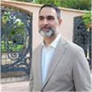 Desarrollador Full-Stack y estudiante de Ingeniería del Software. Imparto clases online de programación HTML/CSS, JavaScript, Java