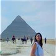 Madrelingua italiana e dottoranda in lingue offre lezioni di italiano per stranieri. Mother tongue Italian teacher graduated in foreign languages. I offer online and face-to-face Italian lessons
