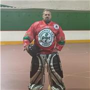 Sono un istruttore di pattinaggio in linea e allenatore di hockey in line in Sardegna più precisamente a Cagliari