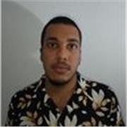 Estudiante del Grado en Filosofía (Universitat de València) con una orientación clara hacia la docencia y los valores humanistas.