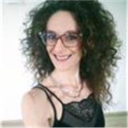 Insegnante di Hatha yoga, metodo Anatomyoga®. Lezioni in presenza e/o online. Su richiesta svolgo lezioni a domicilio