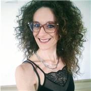 Insegnante di italiano, specializzazione in didattica Montessori e personalizzazione degli strumenti per DSA/BES