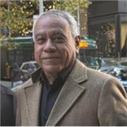 Profesor de Español con experiencia en la enseñanza de niños y adultos