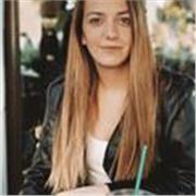 Professora d’Anglès amb titulació estudiant d’Educació Infantil i Primària a la Universitat de Vic