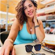 Clases de Yoga terapéutico, y diferentes terapias holisticas