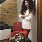 Giovane neolaureata, in possesso di certificazioni e master , in corso di seconda laurea , impartisce lezioni private nelle materie scientifiche:
-matematica 
-fisica 
-chimica.
Durante il corso delle lezioni sarà mia premura fornire supporto e materiale 