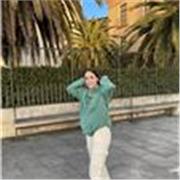 Soy una chica responsable, disciplinada y con mucha vocación. 
Mis clases son para alumnos de Primaria. 