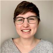 Profesora nativa de ingles que imparte clases de forma online y presencial.