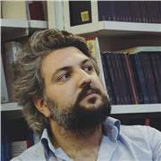 Laureando in Linguistica Moderna offre lezioni private di letteratura italiana, storia, geografia
