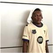 Me defino como profesor dinámico y enseño a jóvenes motivados