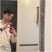Titulado en Ingles C1. Economía, matemáticas, historia, filosofía 