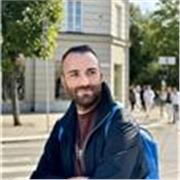 Aprende o mejora tu sueco con clases dinámicas, personalizadas y efectivas, online o presenciales, para todos los niveles. Preparación para Legitimation