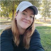 Me defino como una persona y profesional implicada para cualquier alumnado enfocándome en sus capacidades