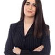 Profesora especialista de marketing digital con cinco años de formación, imparte clases online.