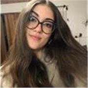 Se stai cercando qualcuno che possa aiutarti a migliorare con l'inglese o lo spagnolo, hai trovato la persona giusta!
