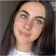 Profesora de primaria apta para todos los niveles