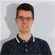 Profesor de ciencias imparte clases particulares a alumnos desde primaria hasta universidad