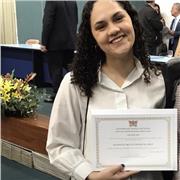 Formada em Ciências Sociais, com autorização para lecionar nas disciplinas de Sociologia e História