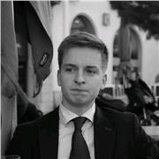 Jeune travailleur bilingue en anglais propose cours particuliers