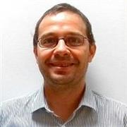 Ingeniero con experiencia en mates para gente que no las entiende porque sencillamente no se las han explicado bien.