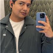 mi nombre es Yeremi y enseñó con paciencia todo el tema informática