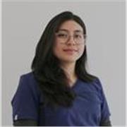 Veterinaria con una segunda pasión por la cocina.
No tengo una preferencia, puedo enseñar a niños y a jóvenes adaptando las clases