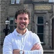 I am an academic psychologist with extensive experience teaching at the undergraduate and postgraduate level