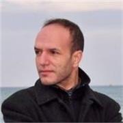 Diplôme supérieur en intelligence artificielle avec plus de 10 ans d'expérience donne des cours en informatique à Montpellier.