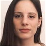 Studentessa Lavoratrice impartisce lezioni private (anche da remoto)