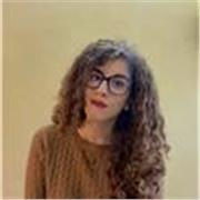 Laureata Magistrale in Economia impartisce lezione di Economia aziendale, marketing, organizzazione aziendale